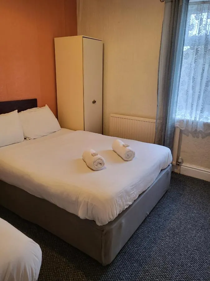 Tulip Hotel Блэкпул