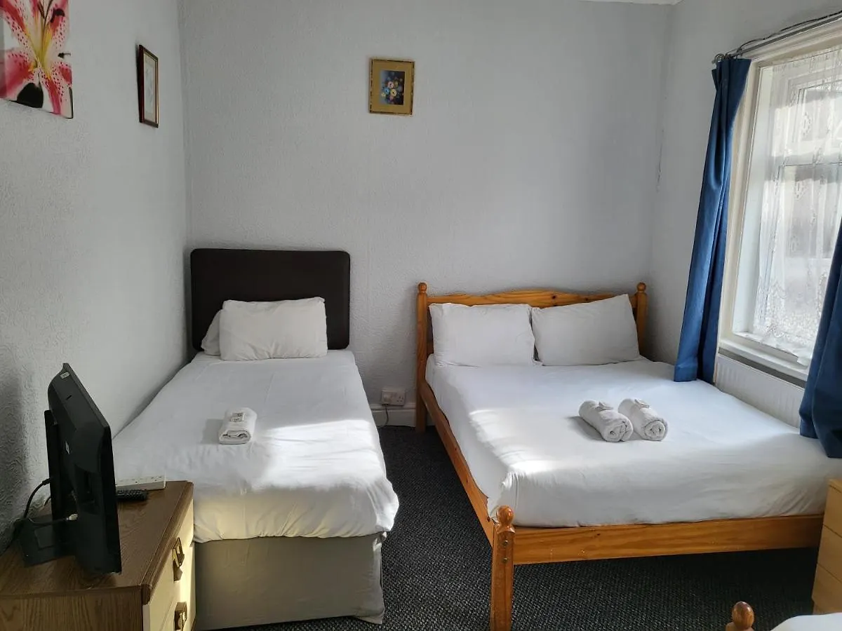 Tulip Hotel Блэкпул