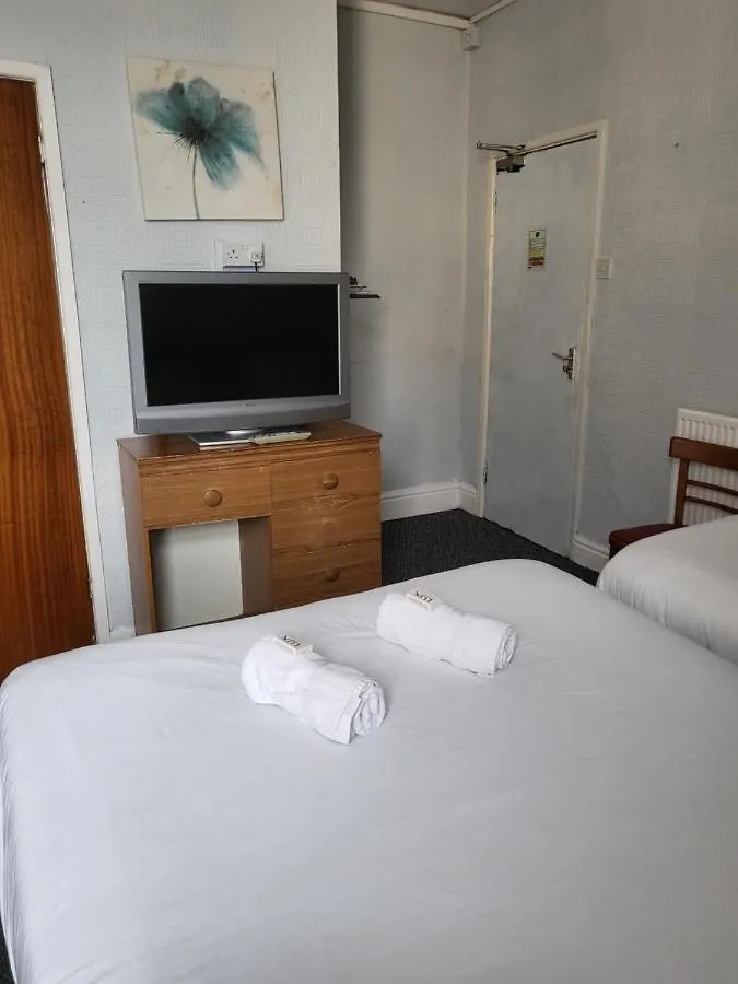 Tulip Hotel Блэкпул 3*,  Великобритания