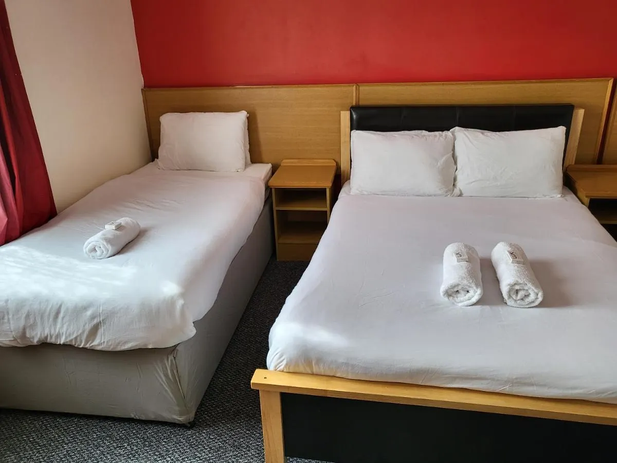 Tulip Hotel Блэкпул 3*,  Великобритания